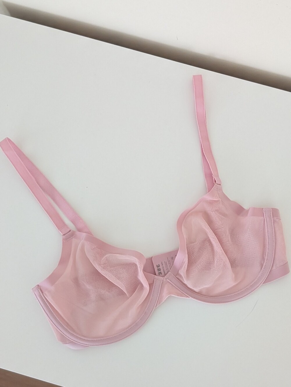 Cuup: The Plunge Mesh Bra / Pink / 32 E